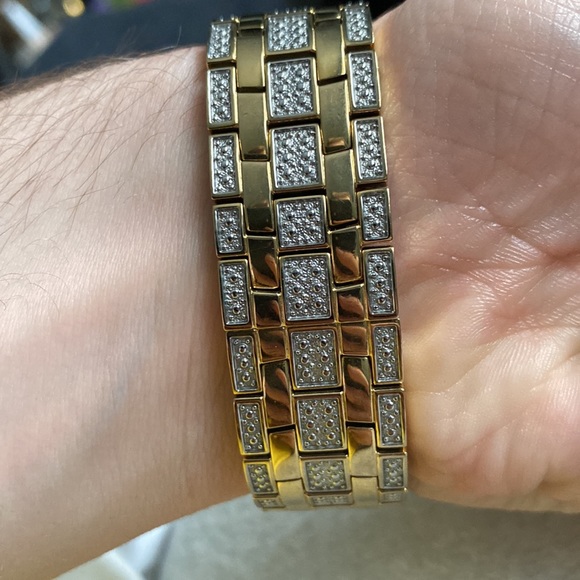 Bulova phantom crystal watch - Picture 2 of 3